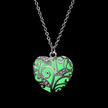 Load image into Gallery viewer, Stone Heart Pendant