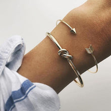 Load image into Gallery viewer, Bohemian Mermaid Conch Tassel Charm Bracelets