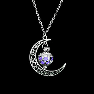 Hot Moon Glowing Necklace